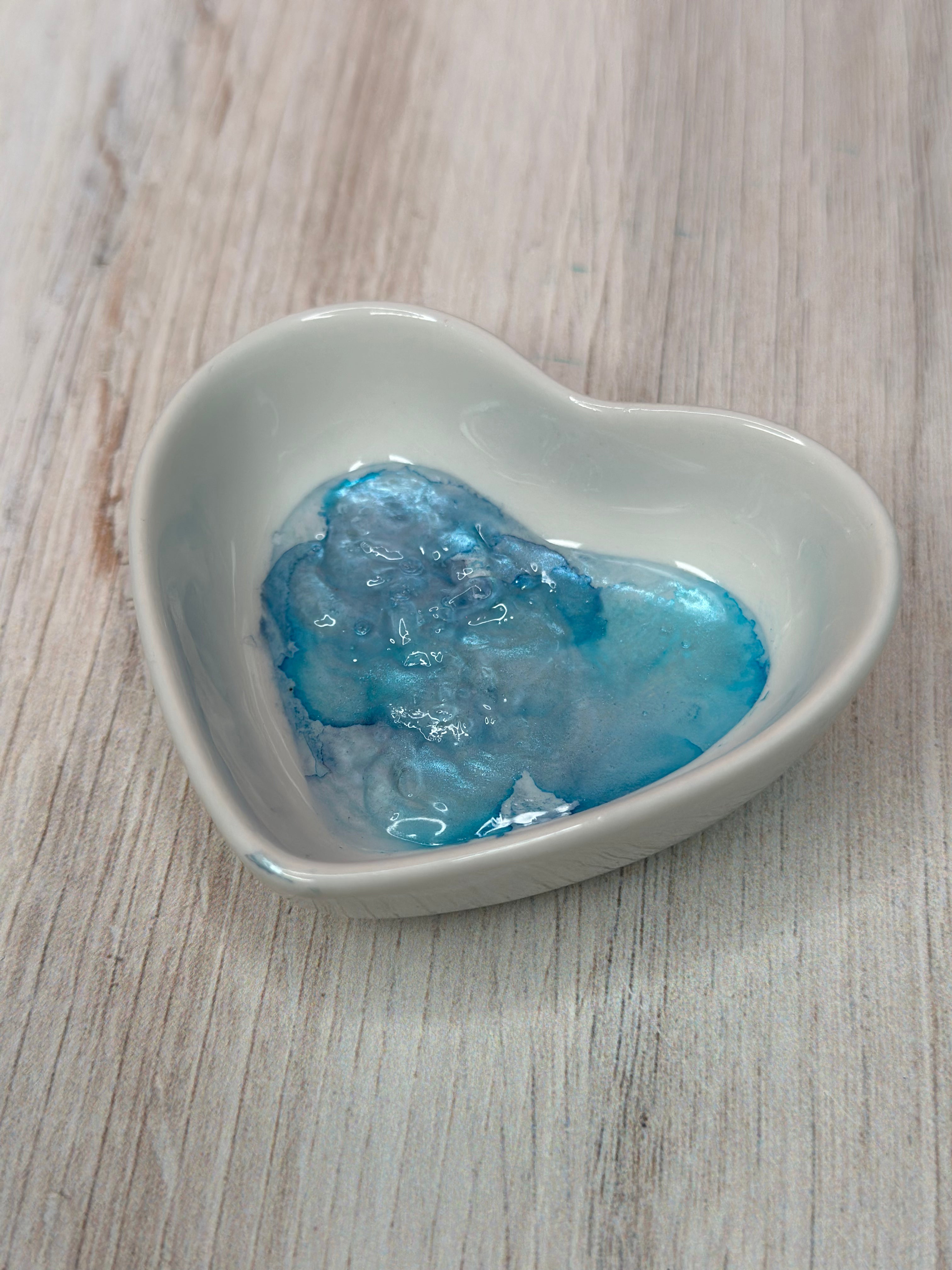 Catch Dish Heart-Crafteriffic Art