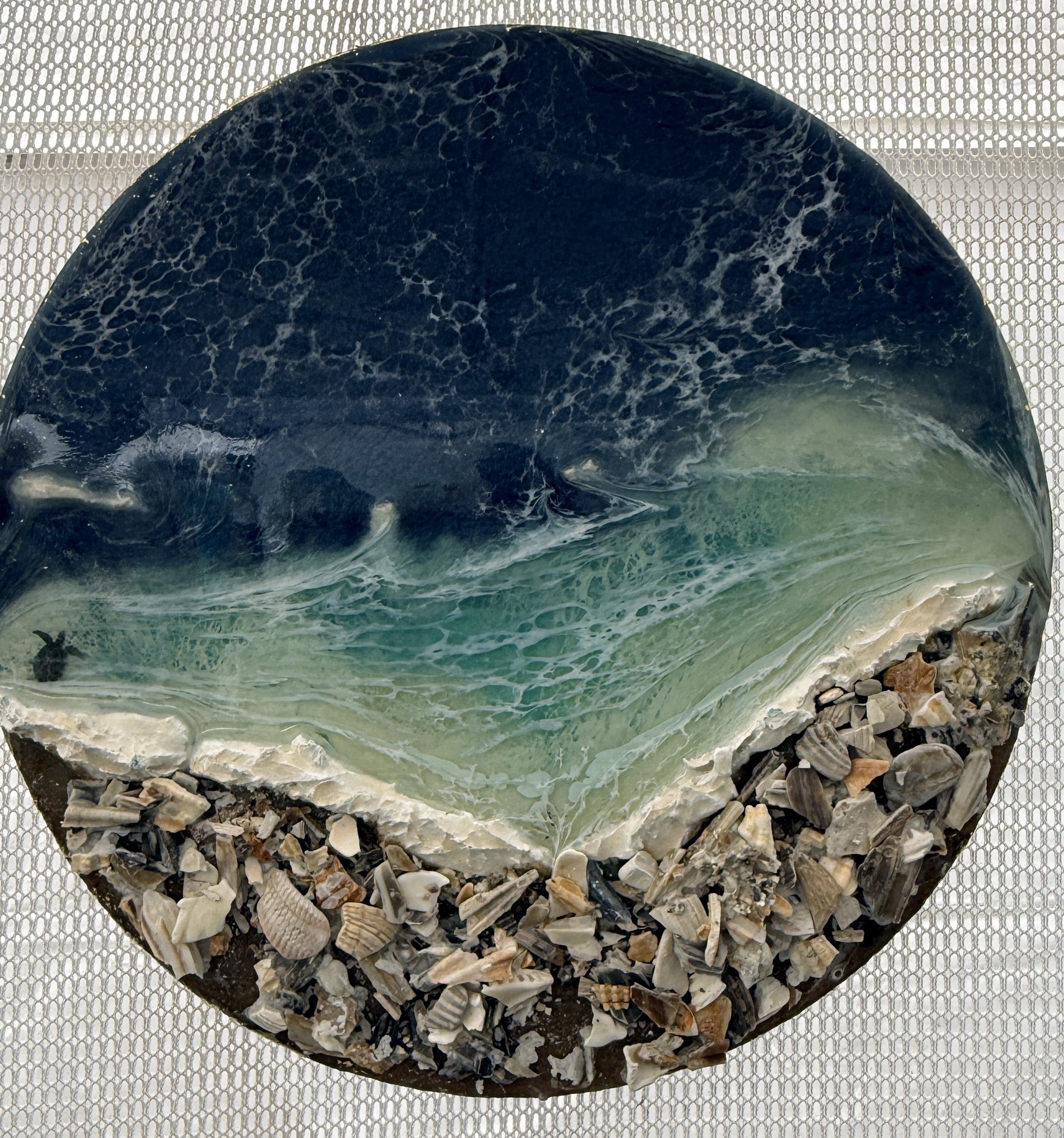 Midnight Shell Shore – 12-Inch Round Coastal Resin Art